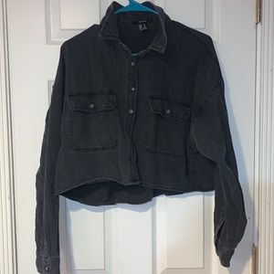 Forever 21 Cropped Dark Grey Jean SHIRT